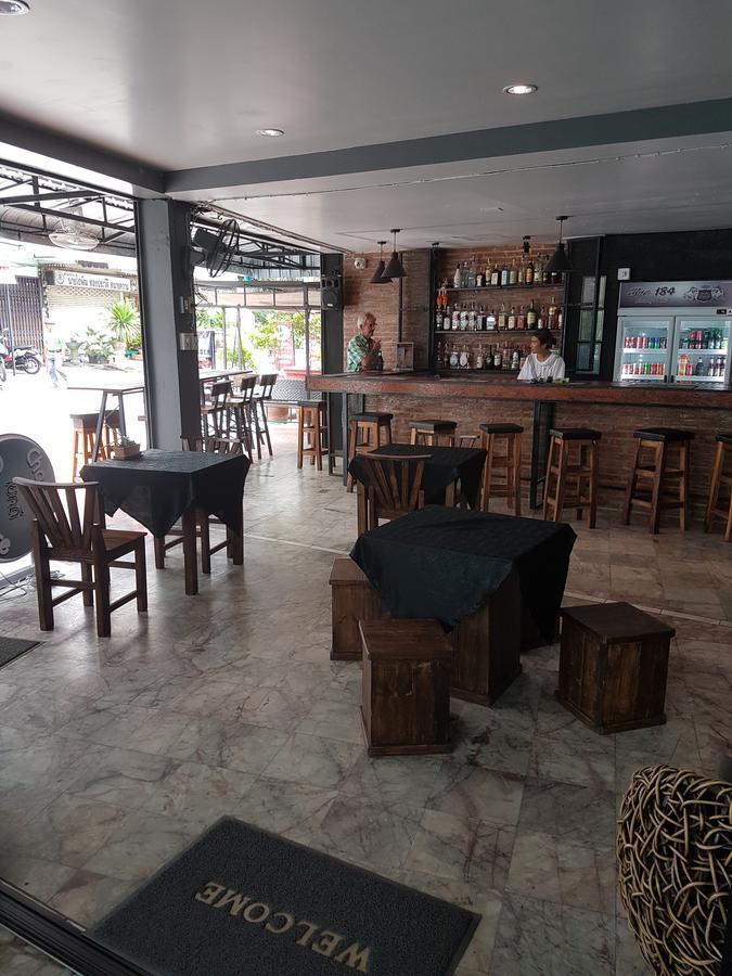 Bar 184 Party Hostel (Adults Only) 치앙라이 외부 사진