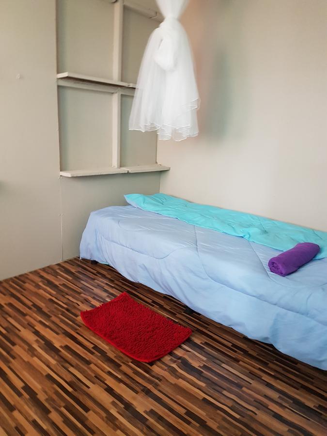 Bar 184 Party Hostel (Adults Only) 치앙라이 외부 사진
