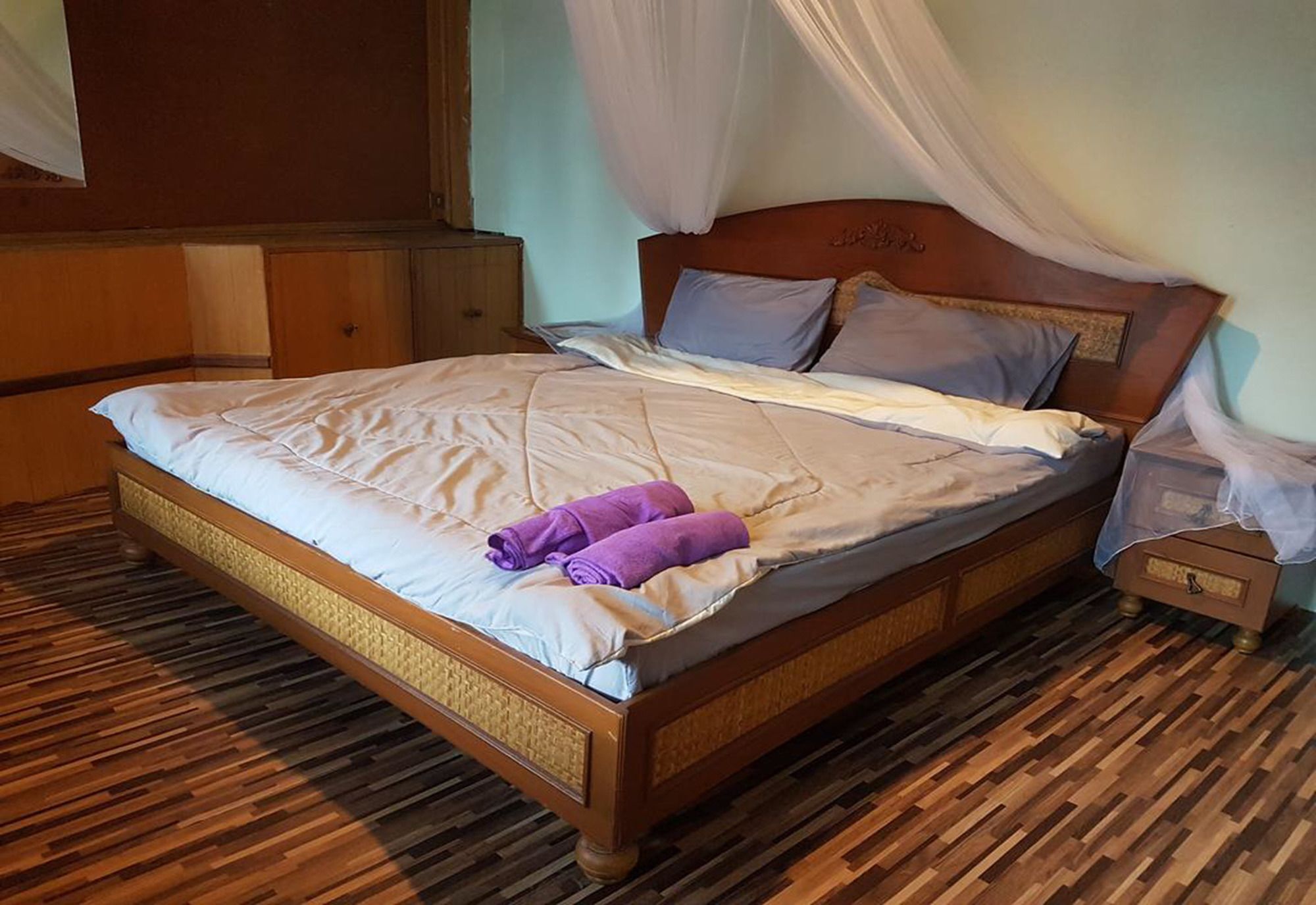 Bar 184 Party Hostel (Adults Only) 치앙라이 외부 사진